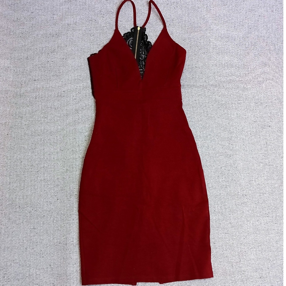 Bodycon Dress Women S Burgundy Good Lace Back Plunge V-Neck Midi